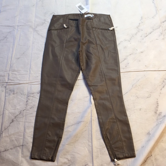 Just Fabulous faux leather high waisted leggings - Picture 1 of 11